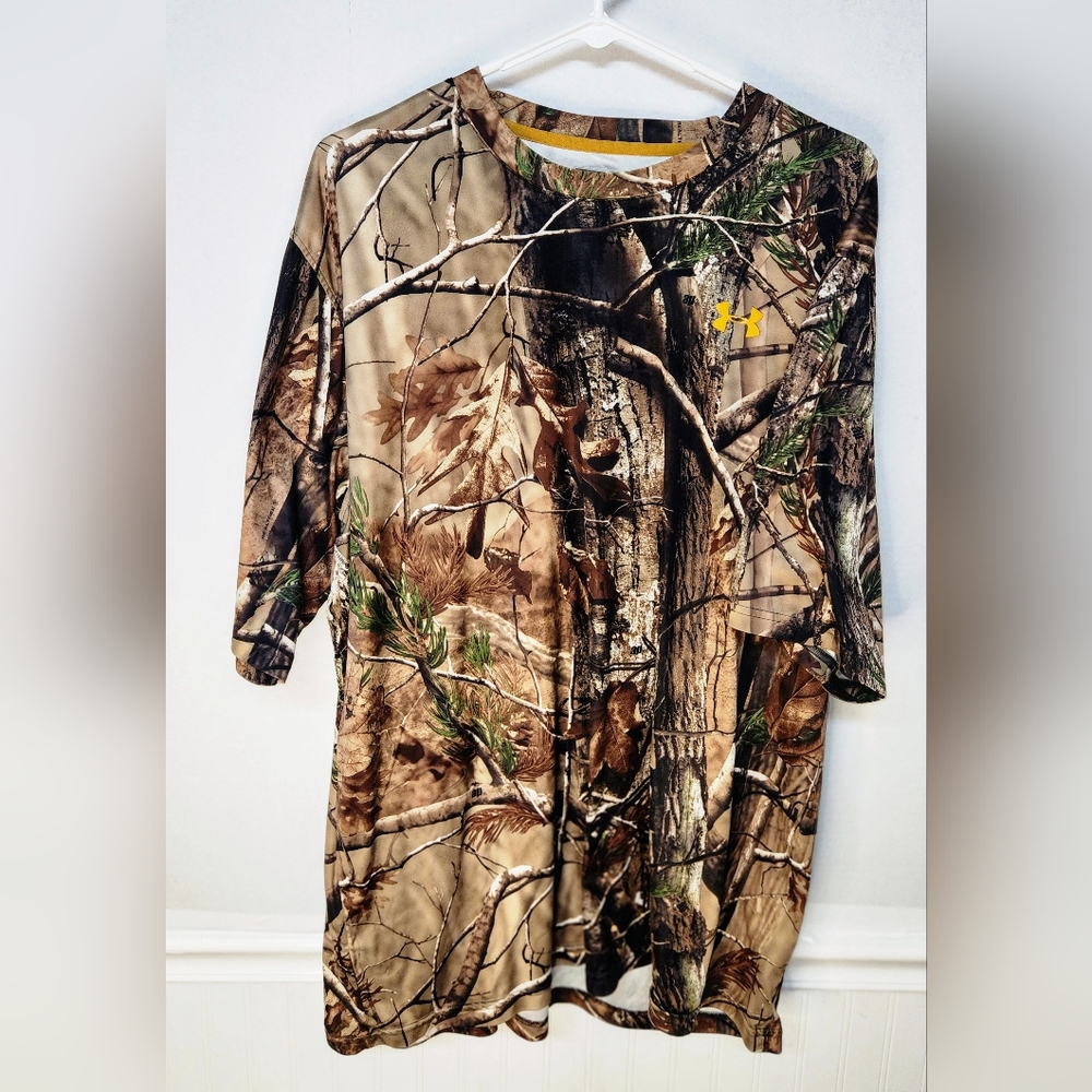 Under Armour Men's Real Tree Camo Loose Fit 2XL Short Sleeve Shirt Heatgear 0091
